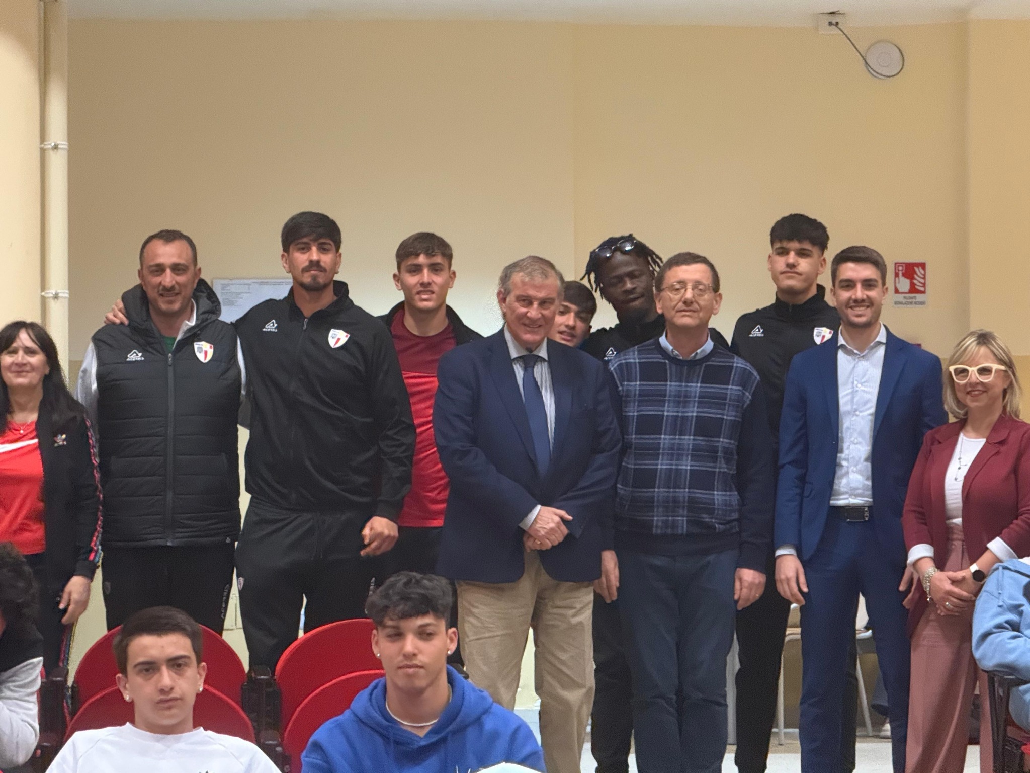 Confronto e dialogo tra Sport e Scuola: incontro tra gli studenti del Liceo Sportivo “Volta” e la Nissa FC