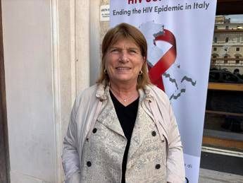 Aids, Castagna (UniSr): “Contro Hiv screening capillari anche tra detenuti e sex workers”