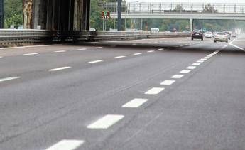 Auto travolge cantiere sull’autostrada A4: due morti