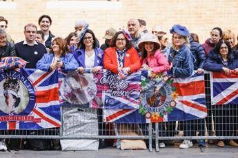 Carlo e Camilla, oggi ultima tappa della visita in Italia: reali a Ravenna