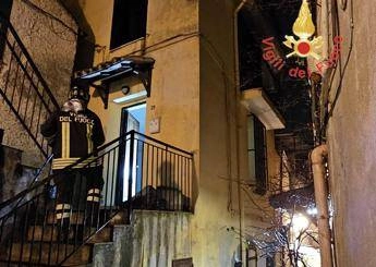 Cosenza, incendio in casa a Corigliano Rossano: morta carbonizzata una donna