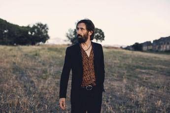 Cristiano Godano: “Nei miei concerti folk, impegno e poesia”