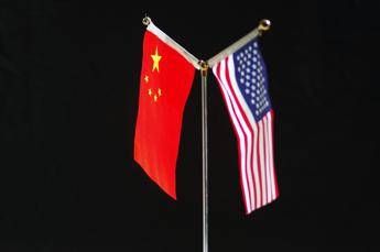 Dazi, Cina a Usa: “Cancellate tariffe reciproche”. Giovedì Meloni da Trump