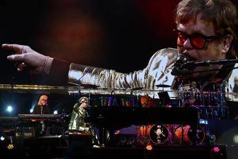 Elton John: “Non posso più vedere i miei figli giocare a rugby o a calcio”