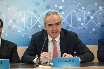 Farmaci, Rizzuto: “Sostenibilità del Ssn se saremo detentori di tecnologia”
