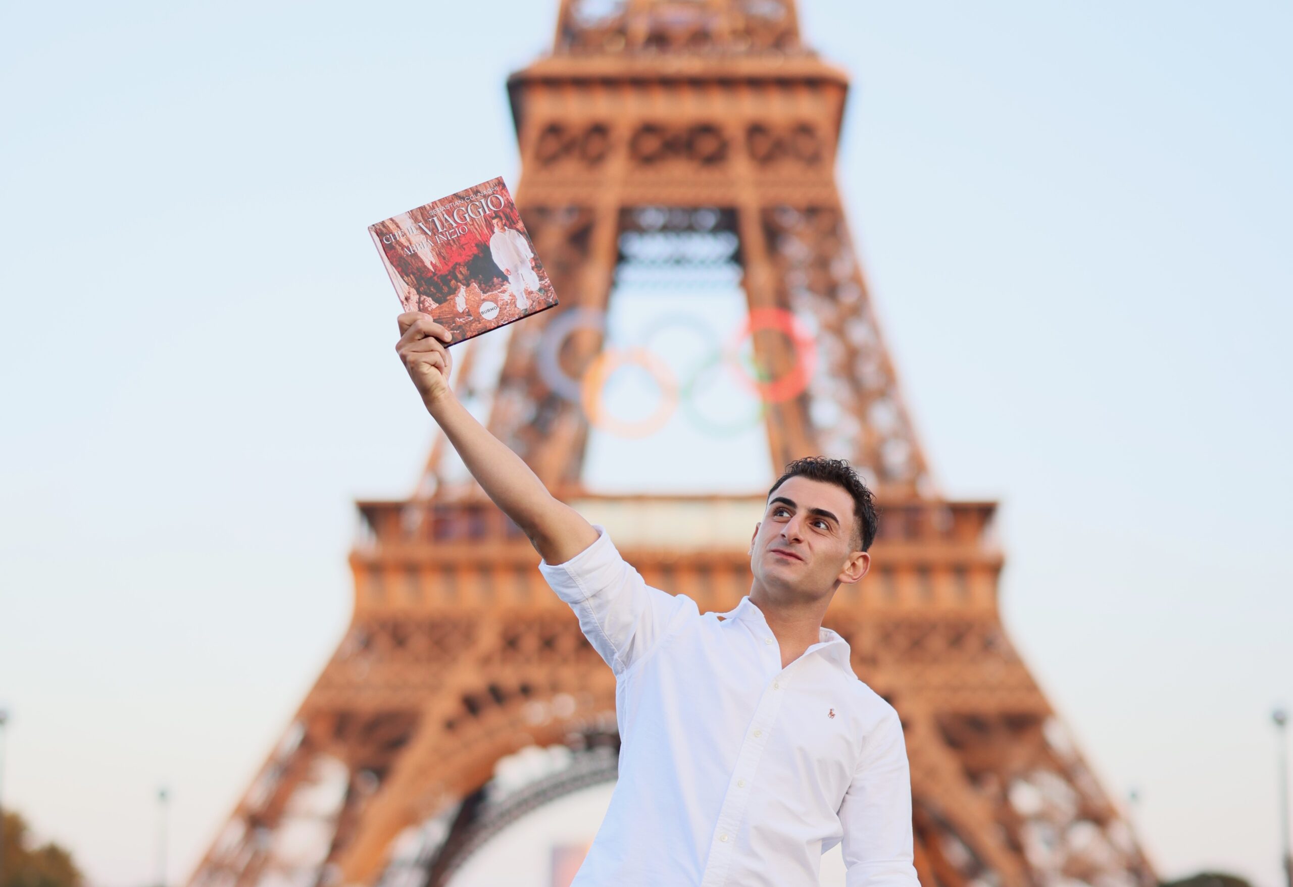 Tra natura, sogni e impegno: arriva il libro del giovane ambientalista Sebastian Colnaghi con la prefazione di Vladimir Luxuria