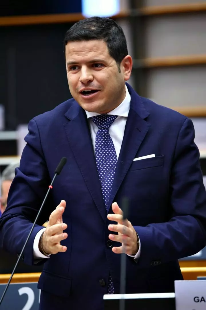 Galvagno “L’Unione Europea non ignori i bisogni delle comunità isolane”