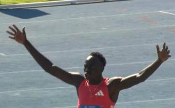 Gout Gout meglio di Bolt, a 17 anni vola nei 200 metri – Video