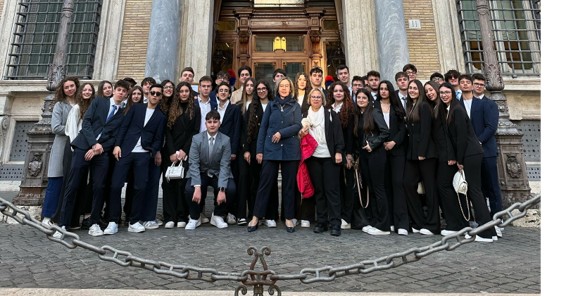 Caltanissetta. Studenti dell’I.I.S. “A. Volta” in visita a Roma al Senato