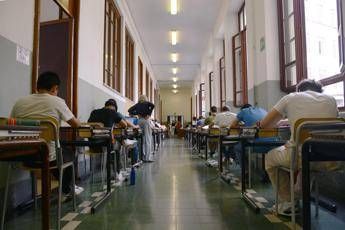 Maturità 2025, ministero: “Nessun dietrofront su regole ammissione a esame”