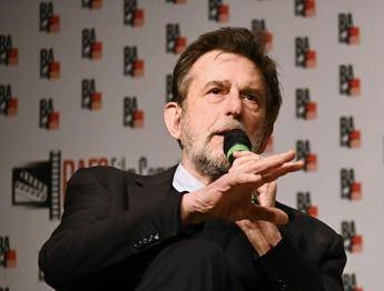 Nanni Moretti ricoverato in ospedale dopo infarto, come sta
