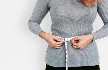 Obesità, con tirzepatide addio ai chili di troppo per almeno 3 anni: lo studio