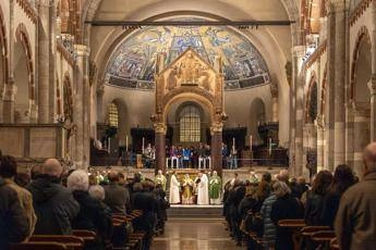 Offerte per le messe, arrivano nuove regole: cosa cambia