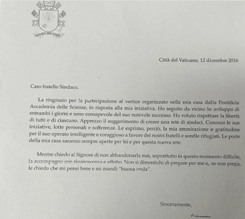 Papa Francesco, la lettera a Mimmo Lucano: “Ammiro la sua azione coraggiosa”