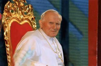 Papa Wojtyla, mons. Ptasnik: “Sua eredità patrimonio immenso da trasmettere ai giovani”