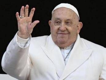 Papa, nuovo blitz nella Basilica di San Pietro: breve saluto ai pellegrini americani