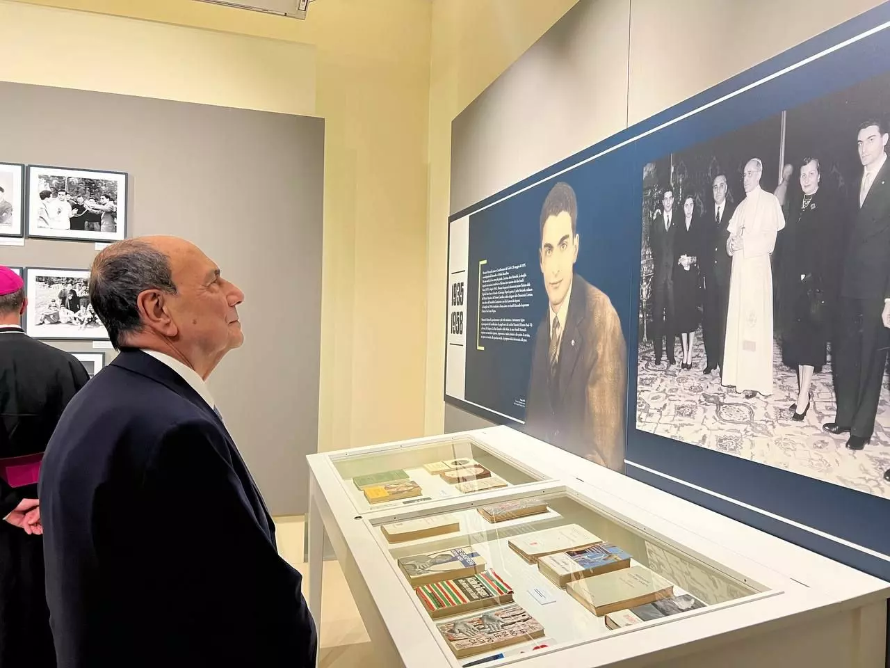 A Palermo una mostra fotografica su Piersanti Mattarella, Schifani “Iniziativa di straordinario valore”