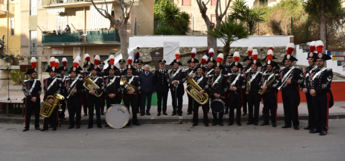 Serradifalco, realizzata stele dedicata ai carabinieri in ricordo del Luogotenente Maida e del vice Brigadiere Pace: ieri svolta cerimonia di scopertura