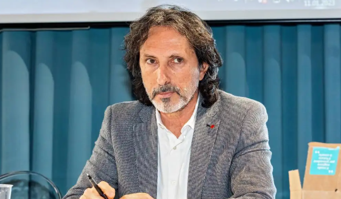 Scuola, Rizza (Flc Cgil Sicilia): “Allarmante calo degli studenti e taglio dei docenti”