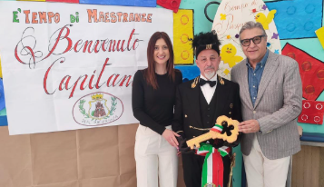 Caltanissetta. Il capitano della Real Maestranza Villanucci e l’assessore Pasqualino incontrano i bambini del nido ‘’Colajanni’’