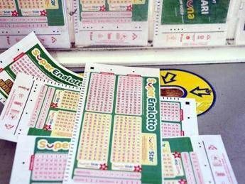 SuperEnalotto, a Catania centrato un “5” da oltre 12mila euro