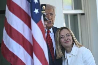 Trump al Corriere: “Scioccato da Meloni. Pensavo avesse coraggio, mi sbagliavo”