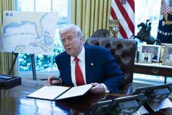 Trump e il rimprovero a Obama: “Ha rivelato informazioni sugli alieni”