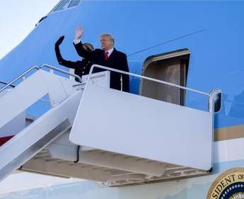 Trump oggi a Roma per funerali Papa Francesco: “Avrò incontri con i leader”