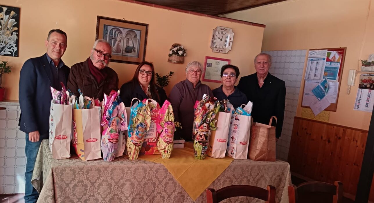 Il Priorato di Sicilia dei Cavalieri di Malta OSJ dona beni all’associazione Madonna della Tenda di Cristo di Acireale