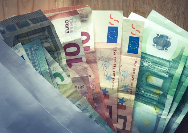 False mail con intestazione del Ministero della Salute promettenti falsi rimborsi: le raccomandazioni della Polizia Postale