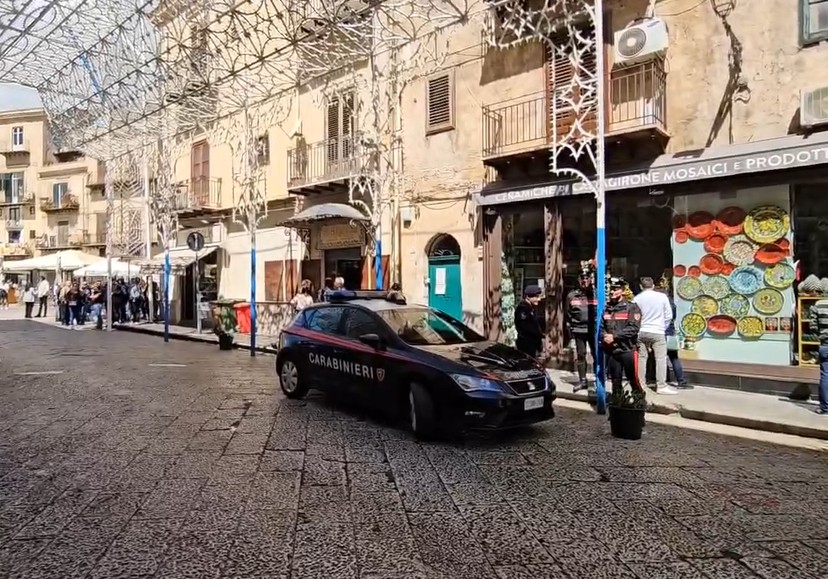 Strage a Monreale, fermato un 19enne. Si cercano i complici