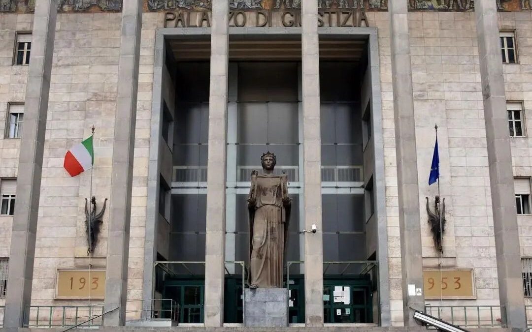 ‘L’ha toccata senza fare pressione’, prof assolto: era accusato di violenza da 7 studentesse, Procura ricorrerà