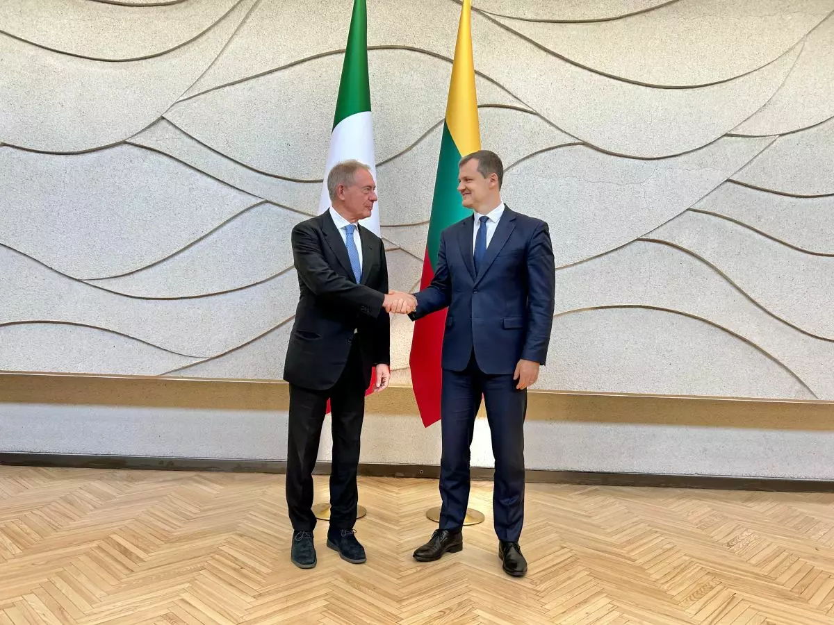 Italia-Lituania, Urso “Intesa su riforme della politica industriale Ue”