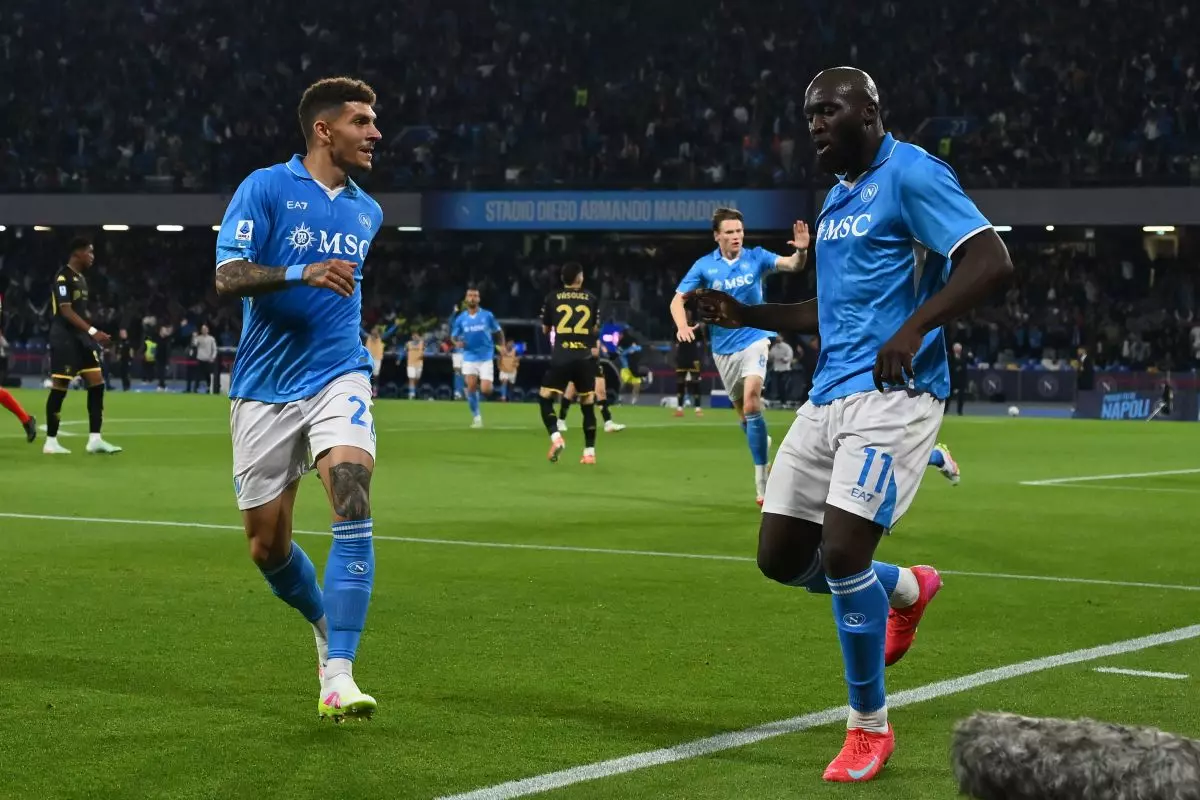 Il Napoli frena in testa, 2-2 col Genoa e l’Inter torna a -1