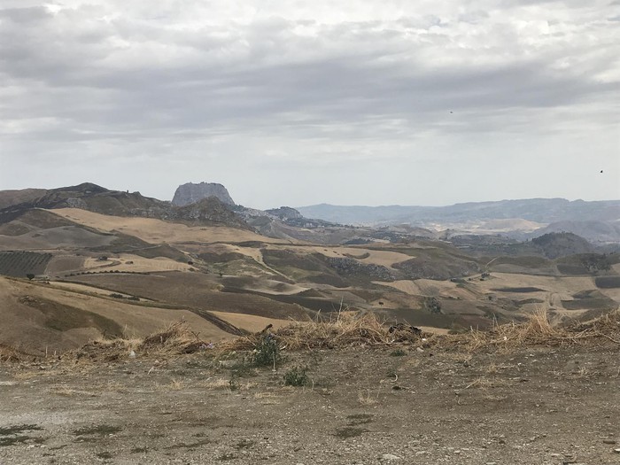 San Cataldo. Il 4 maggio “Sentieri di Pace” camminata di 4 ore da Monte Gabara fino a Fanzarotta Mussomeli