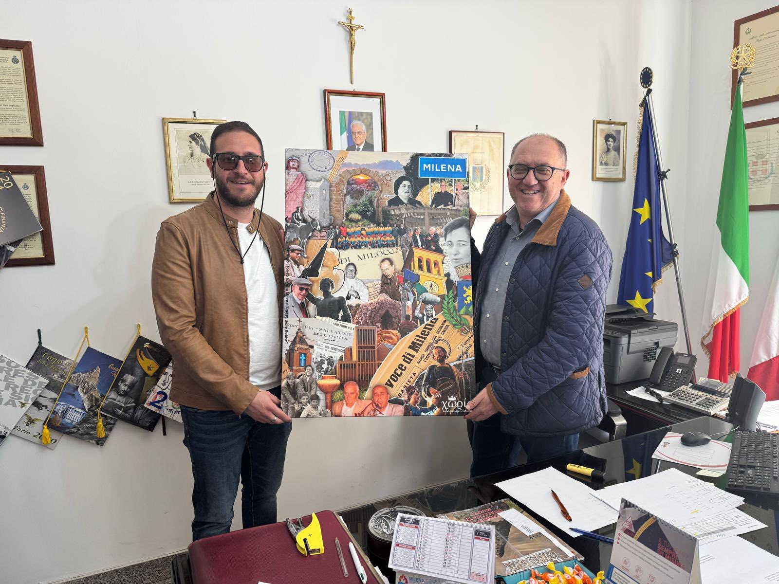 Milena. Associazione culturale ha donato al Comune un quadro sulla storia del paese