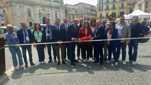 Rassegna Stampa. Caltanissetta celebra la Giornata internazionale degli infermieri: convegno con gli addetti ai lavori e stand in piazza