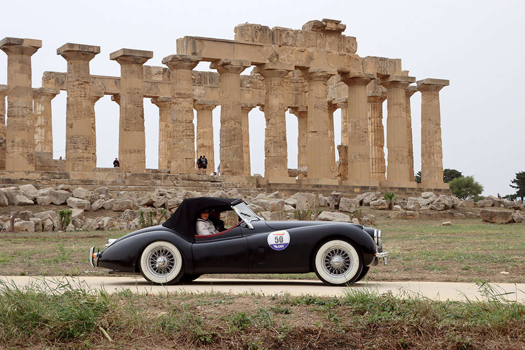 Automobilismo. Dal 12 al 18 maggio più di 200 auto d’epoca al Giro di Sicilia