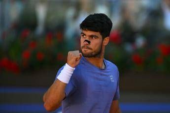 Alcaraz oggi, live al Roland Garros 2025 contro Maroszan. La diretta