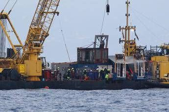 Bayesian, riprendono le operazioni di recupero