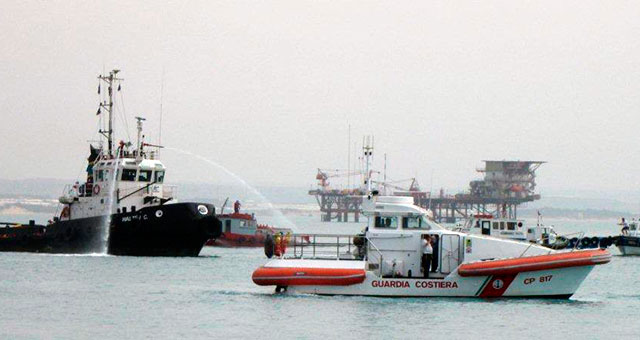 Controlli ambientali della Capitaneria di Porto di Gela