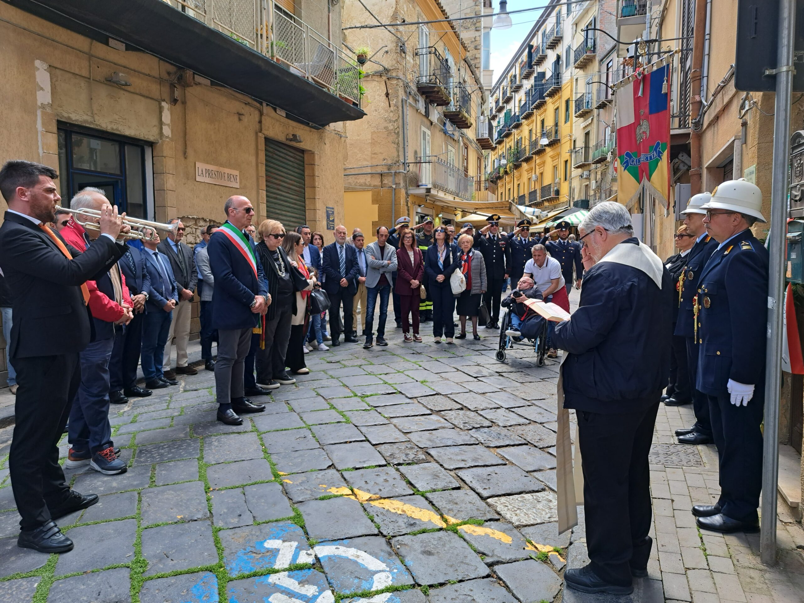 Caltanissetta, commemorazione di Michele Abbate: il ricordo del “sindaco in jeans” diventato un simbolo  per la sua città