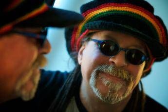 Conclave, il cantante dei Pitura Freska: “Papa nero? Oggi meglio uno come Francesco”