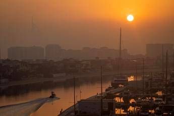 Emirati Arabi Uniti, caldo record con oltre 50 gradi: a maggio non era mai accaduto