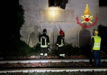 Empoli, esplosione in casa cantoniera nella notte: un ferito