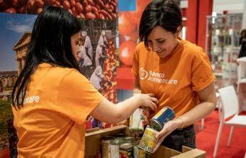 Fiere, Tuttofood contro lo spreco: appello agli espositori per donare eccedenze al Banco alimentare
