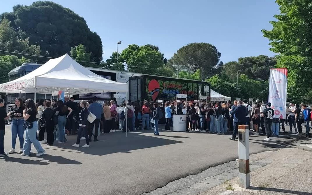 Caltanissetta. Esperienze in realtà virtuale e laboratori per la stesura del CV, partecipata la tappa nissena del Tour “Il Lavoro viaggia con noi!”