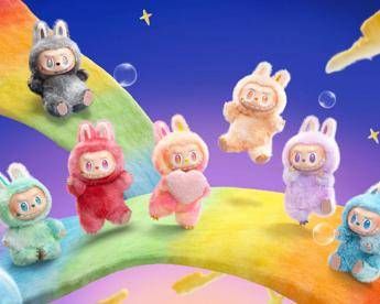 Labubu mania: blind box di Pop Mart a prezzi folli dai reseller online