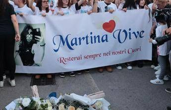 Martina uccisa a colpi di sasso dall’ex, per il 18enne convalida fermo domani