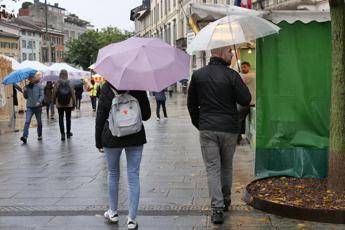 Meteo, altri 7 giorni tra piogge e temporali: poi scoppia l’estate